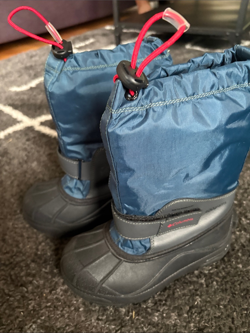 Columbia Boys' Navy Blue and Black Insulated Snow Boots with Red Accents - Picture 10 of 10